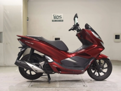 Honda PCX125-3