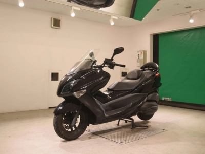 Yamaha MAJESTY 250-4