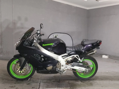 Kawasaki ZX-9R