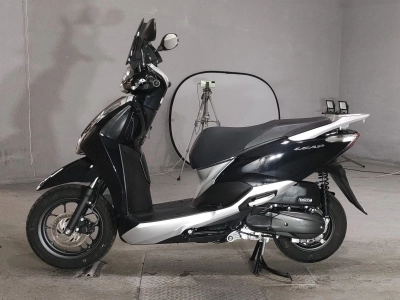Honda LEAD 125