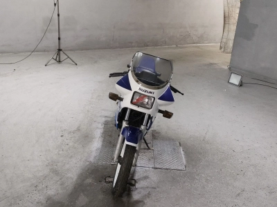 Suzuki RG125