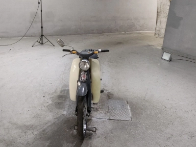 Honda CM90
