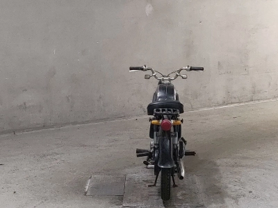 Honda C200
