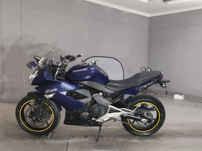 Kawasaki NINJA400R