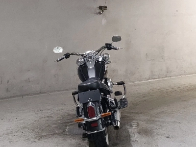 Harley-Davidson  HARLEY FLDE1750