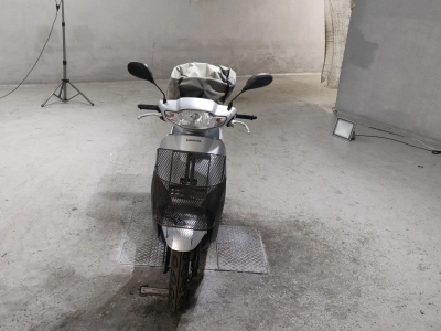 Honda  TACT  BASIC 