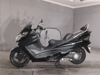 Suzuki SKYWAVE 250S