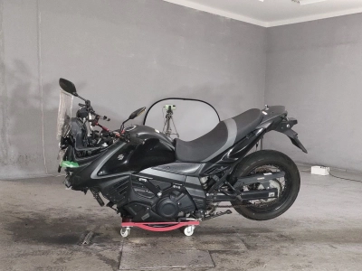 Suzuki V STROM650