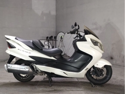 Suzuki SKYWAVE 250S