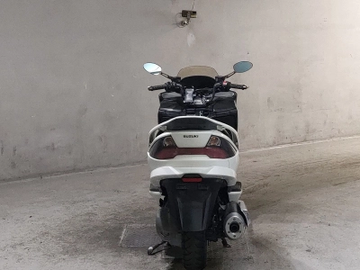 Suzuki SKYWAVE 250S