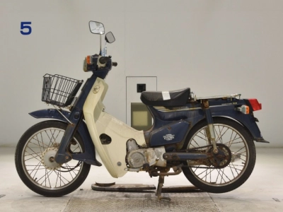 Honda C50-E