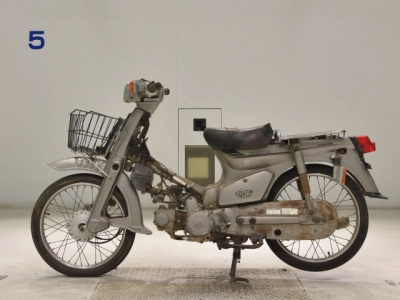 Honda C50-E