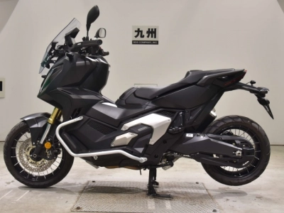 Honda X-ADV750-2