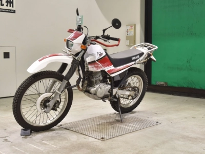 Yamaha SEROW 225-3