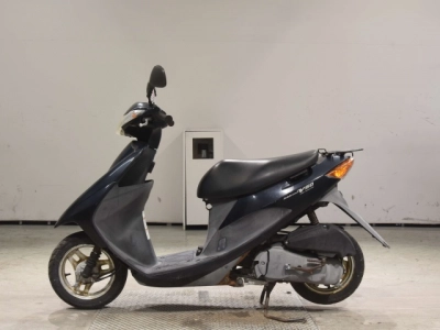 Suzuki ADDRESS V50
