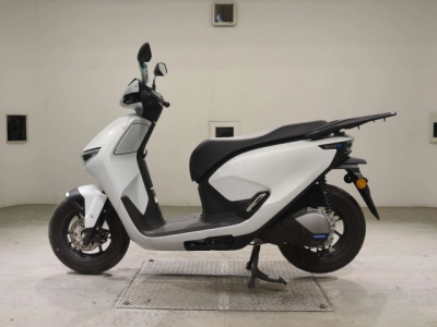 Honda CUV:E