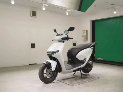 Honda CUV:E