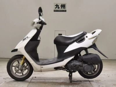 Suzuki ZZ