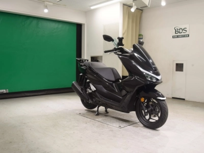 Honda PCX125-4