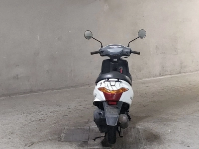 Suzuki LET'S5