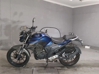Yamaha FZ25