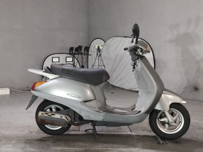 Honda LEAD 100