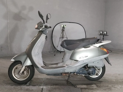 Honda LEAD 100