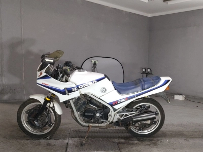 Honda VT250F