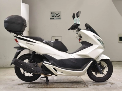 Honda PCX125-2