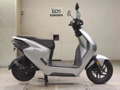 Honda EM1E: