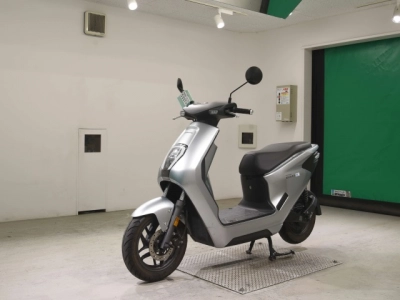 Honda EM1E: