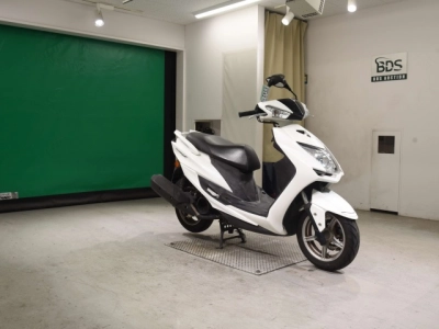 Yamaha  CYGNUS 125XSR-3
