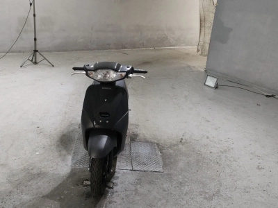 Honda  TACT  BASIC 