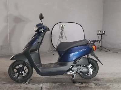 Honda  TACT  BASIC 