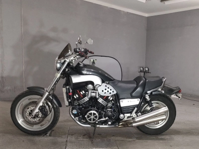 Yamaha V-MAX