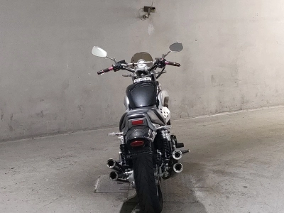 Yamaha V-MAX