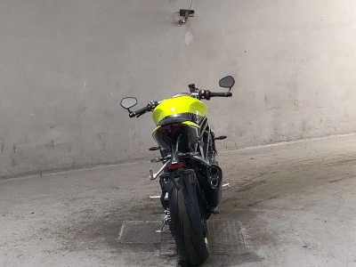 Triumph  TRIUMPH SPEED TRIPLE 1200RX