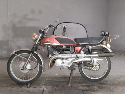 Suzuki WOLF90