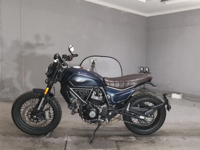 Ducati  DUCATI  SCRAMBLER  NIGHT  SHIFT 