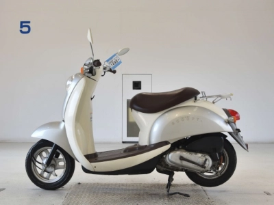 Honda CREA SCOOPY