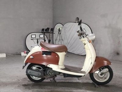 Yamaha VINO