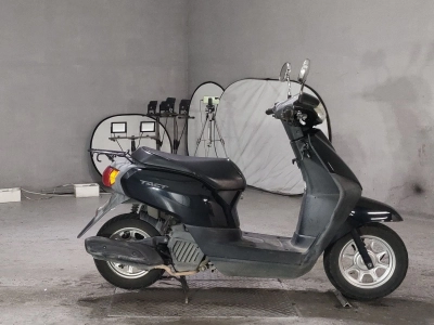 Honda  TACT  BASIC 