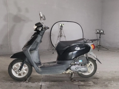 Honda  TACT  BASIC 