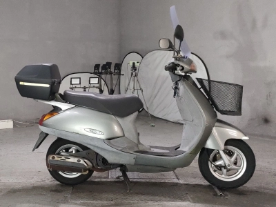 Honda LEAD 100