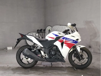 Honda CBR250R