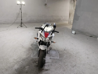 Honda CBR250R