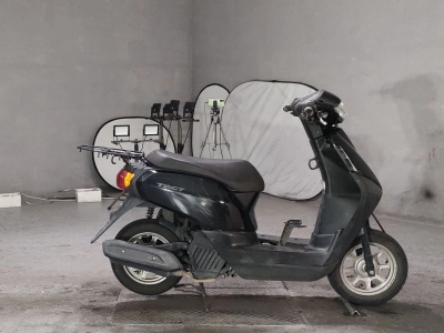 Honda  TACT  BASIC 
