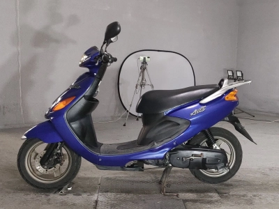 Yamaha AXIS100
