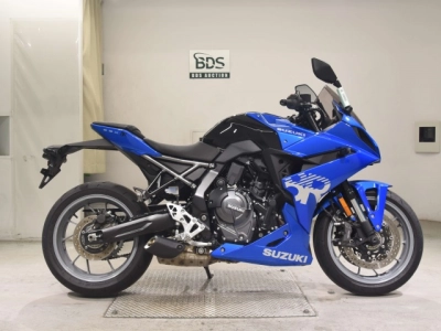 Suzuki GSX-8R