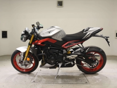 Triumph  TRIUMPH  STREET  TRIPLE RX